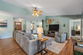 The Nut House - Lovely Home with Hot Tub home
